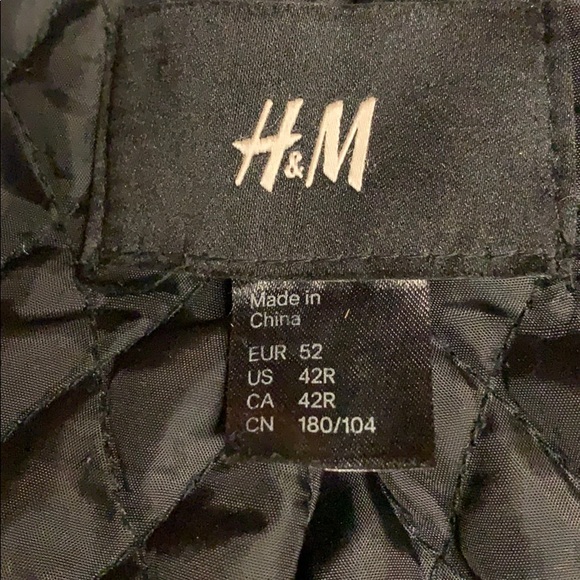 Men’s H&M Heavy Insulated Pea Coat Size 42R - Picture 3 of 3